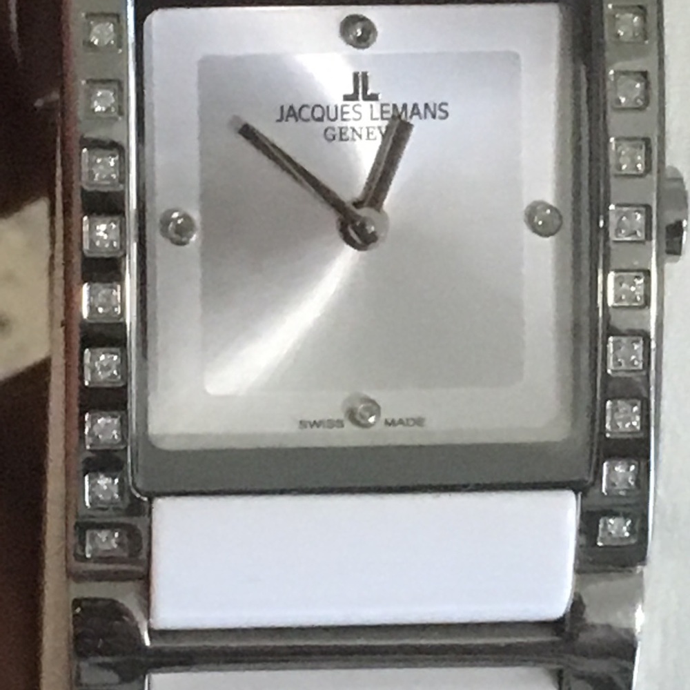 Watch - Picture 2 of 7